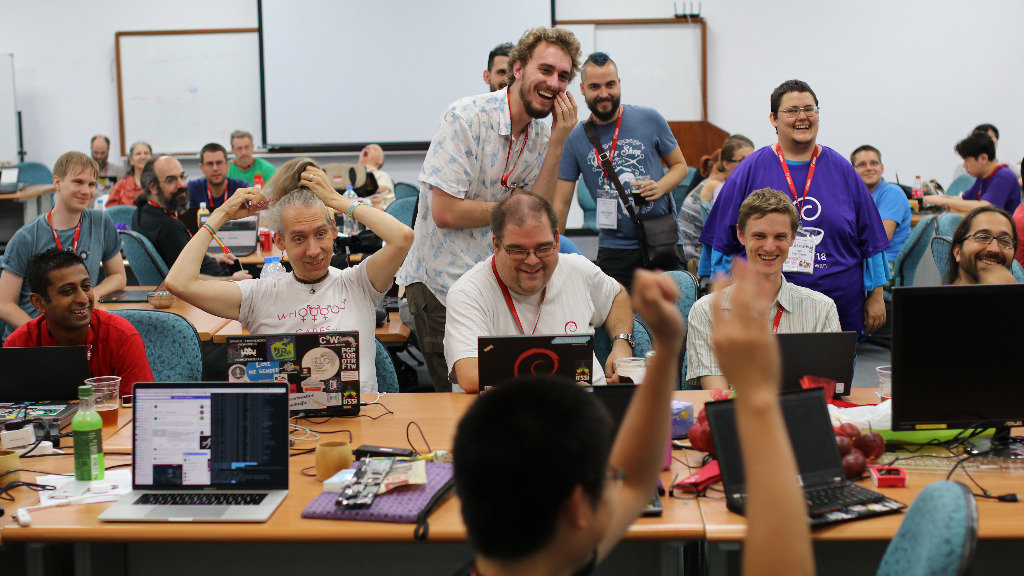 Pessoal do Debian na Debconf18 em Hsinchu, se divertindo de verdade